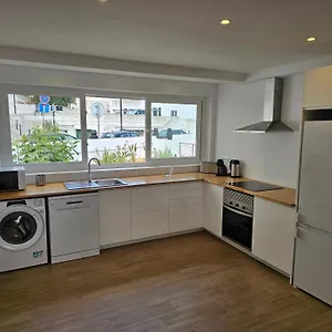 Apartment Sun And Ii Ac Wifi 90mts From The, Portimao